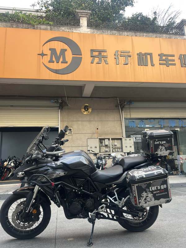 二手贝纳利金鹏 TRK502
