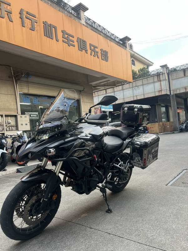 二手贝纳利金鹏 TRK502