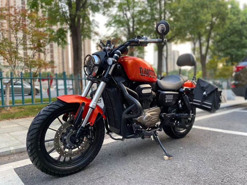 二手QJMOTOR闪300