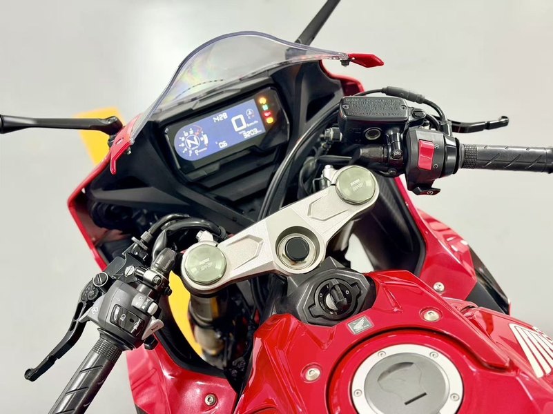 二手本田CBR650R