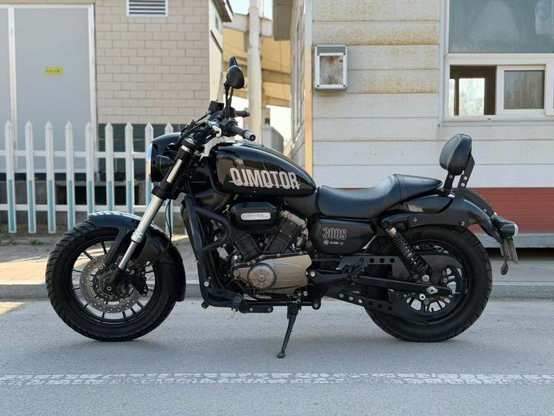 二手QJMOTOR闪300
