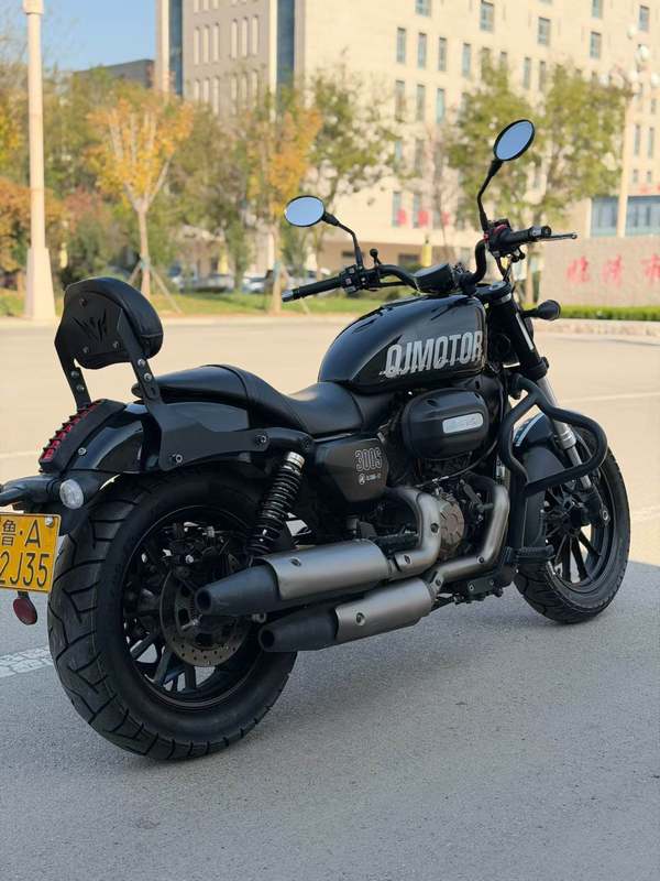 二手QJMOTOR闪300