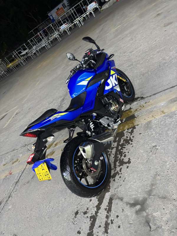 二手豪爵铃木GSX250R