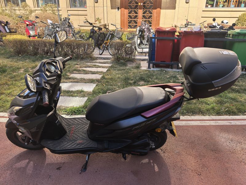 二手新大洲本田裂行 RX125Fi