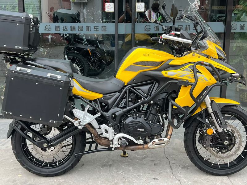 二手贝纳利金鹏 TRK502