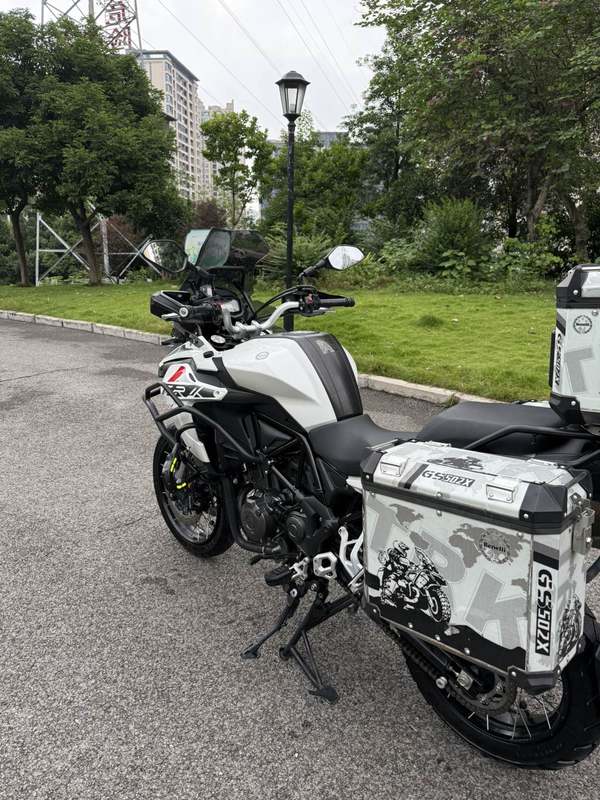 二手贝纳利金鹏 TRK502