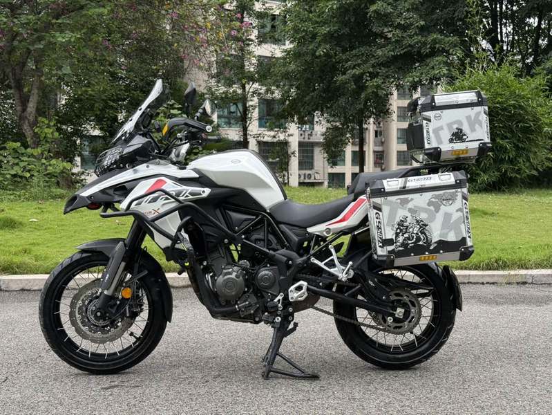 二手贝纳利金鹏 TRK502