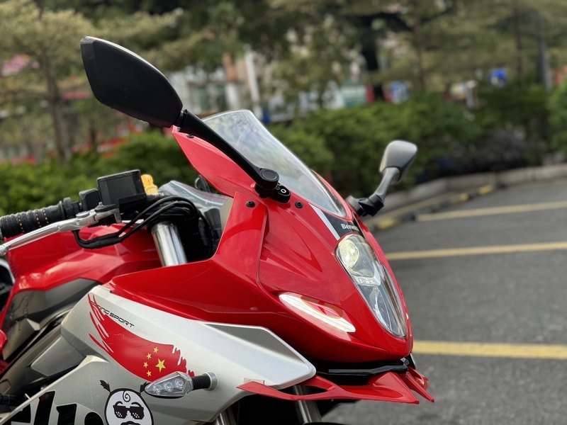 二手贝纳利龙卷风 Tornado 252R