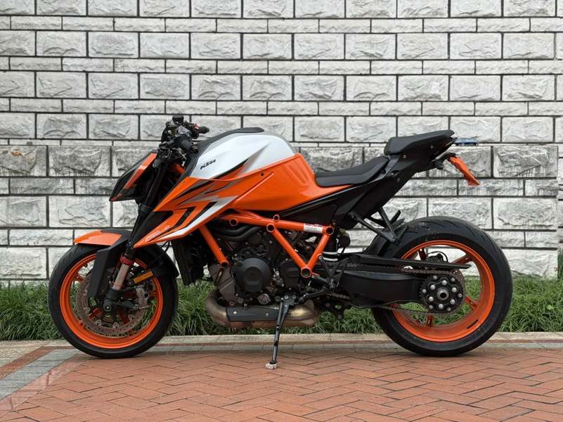 二手KTMR2R1290 Super Duke