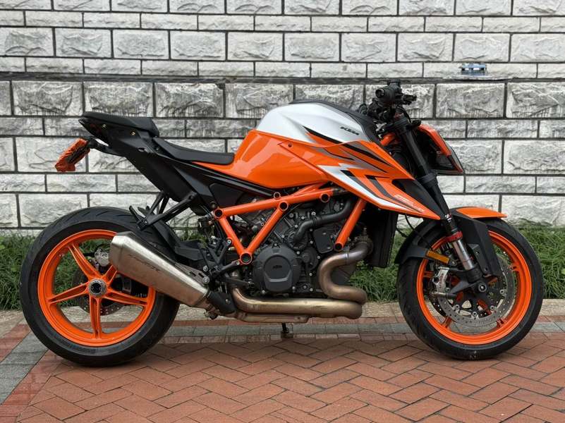 二手KTMR2R1290 Super Duke