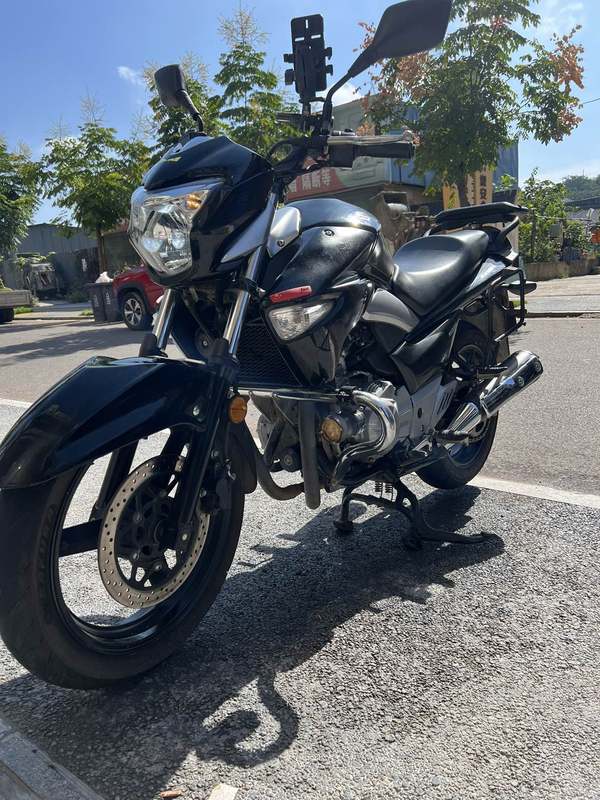 二手豪爵铃木骊驰 GW250