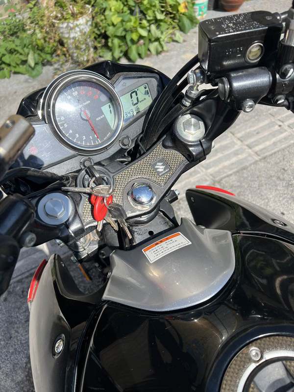 二手豪爵铃木骊驰 GW250