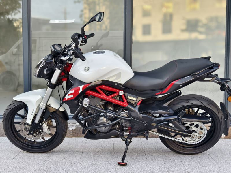 二手贝纳利蓝宝龙 BN302S