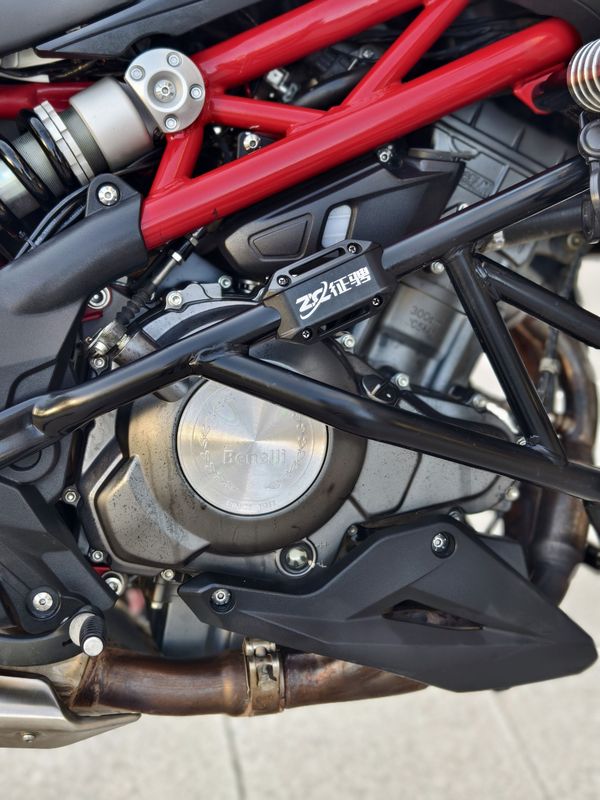 二手贝纳利蓝宝龙 BN302S