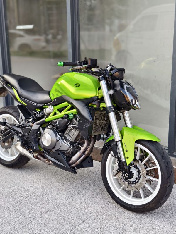 二手贝纳利蓝宝龙 BN302S