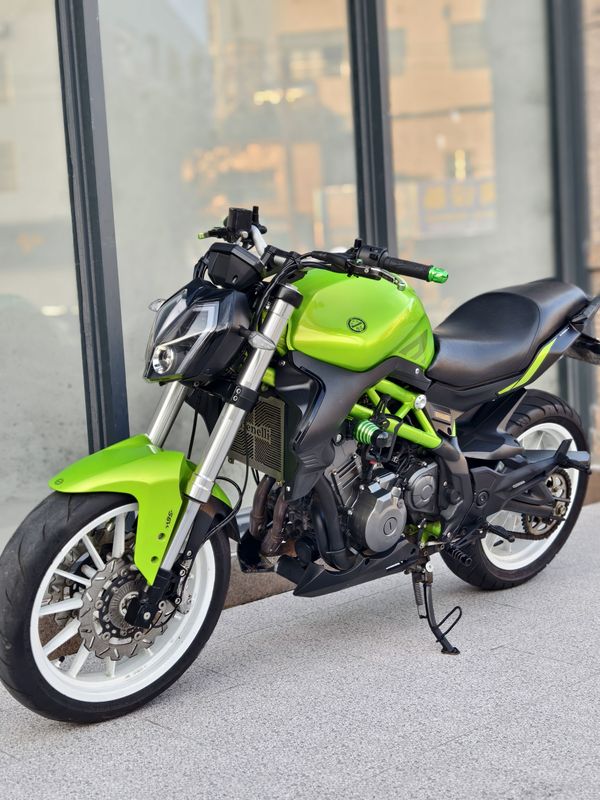 二手贝纳利蓝宝龙 BN302S