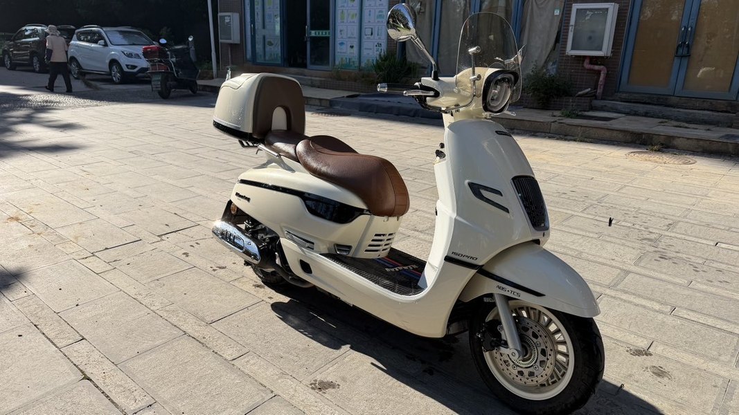 二手南方梦拉丽莎 飞戈