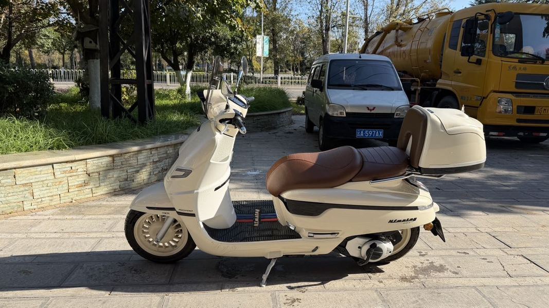 二手南方梦拉丽莎 飞戈