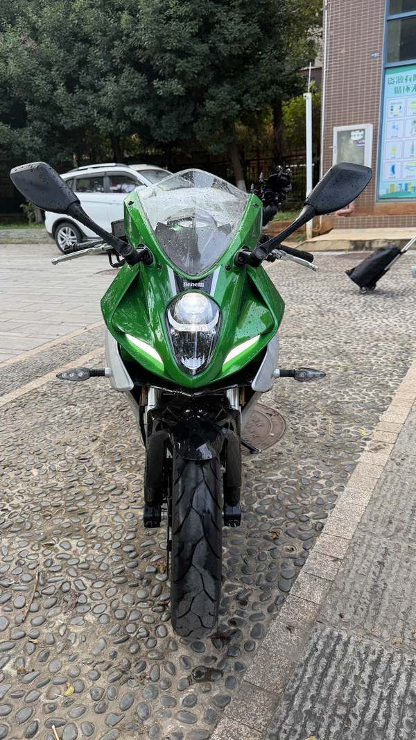 二手贝纳利龙卷风 Tornado 252R