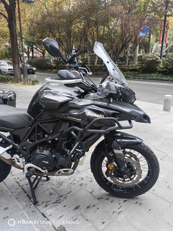 二手贝纳利金鹏 TRK502