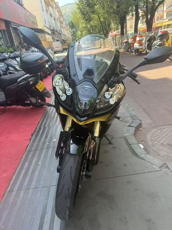 二手贝纳利龙卷风 Tornado 402R