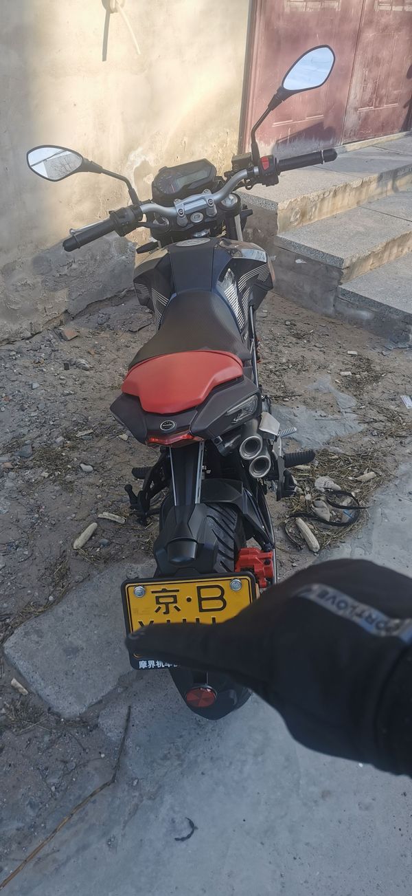 二手贝纳利小暴龙TNT125