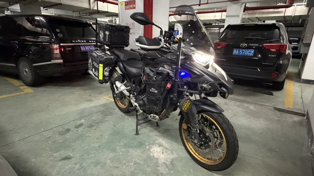 二手贝纳利TRK552