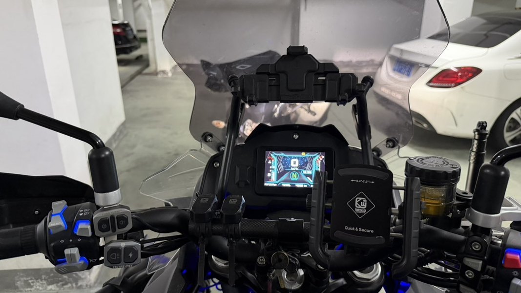 二手贝纳利TRK552