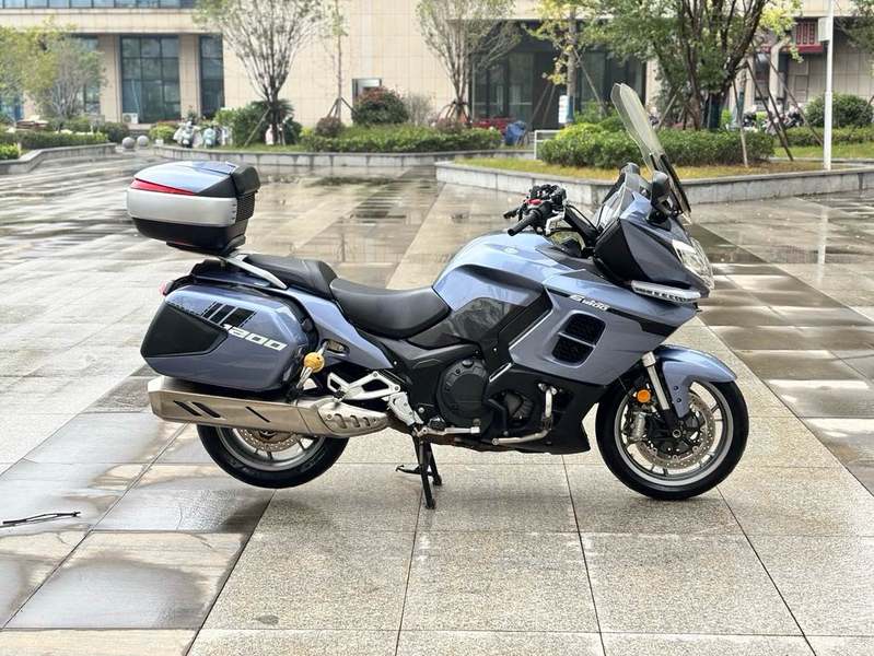 二手贝纳利1200GT