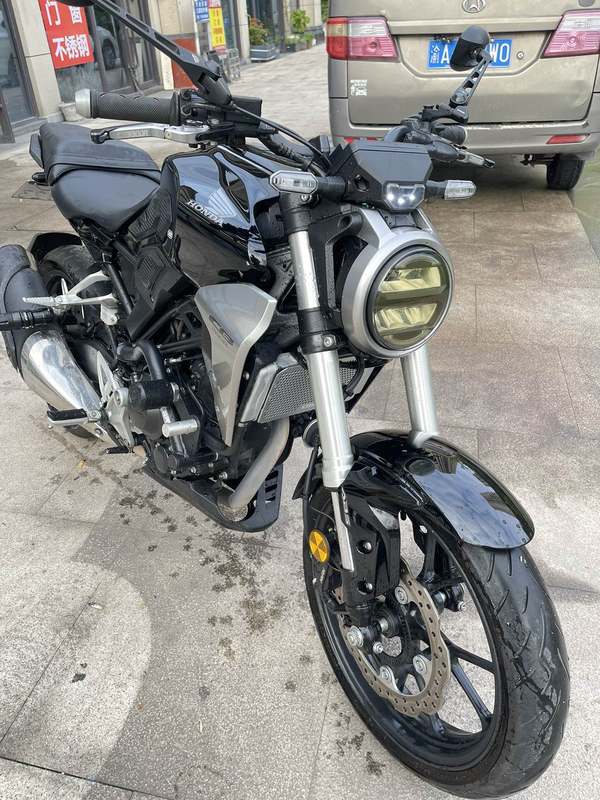 二手本田CB300R