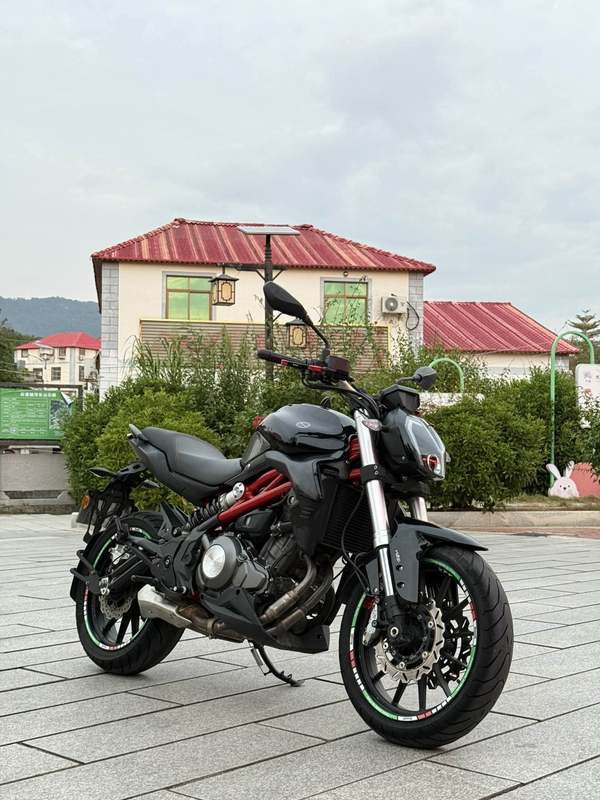 二手贝纳利蓝宝龙 BN302S