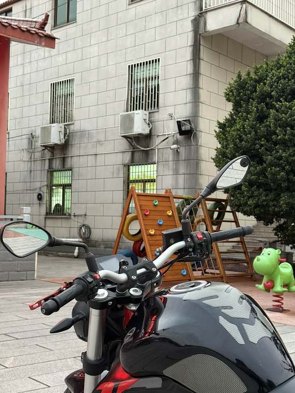 二手贝纳利蓝宝龙 BN302S