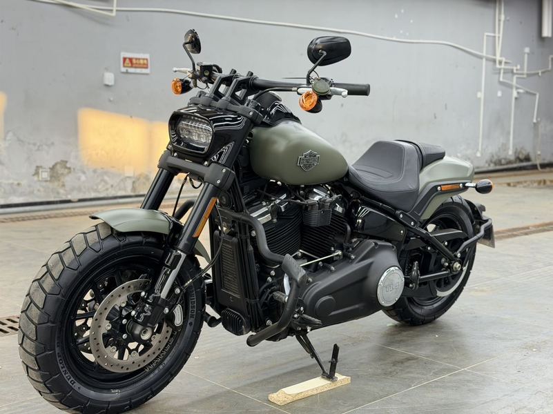 二手哈雷戴维森肥霸 Fat Bob