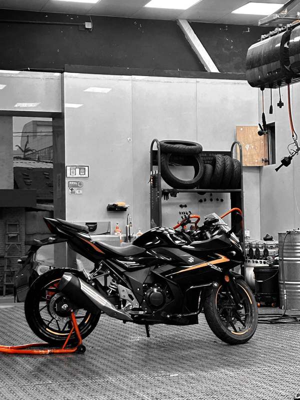 二手豪爵铃木GSX250R