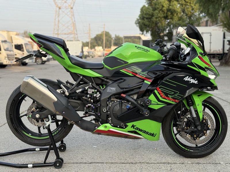 二手川崎ZX-4R