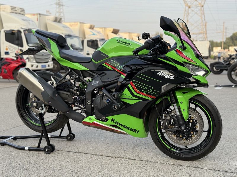 二手川崎ZX-4R