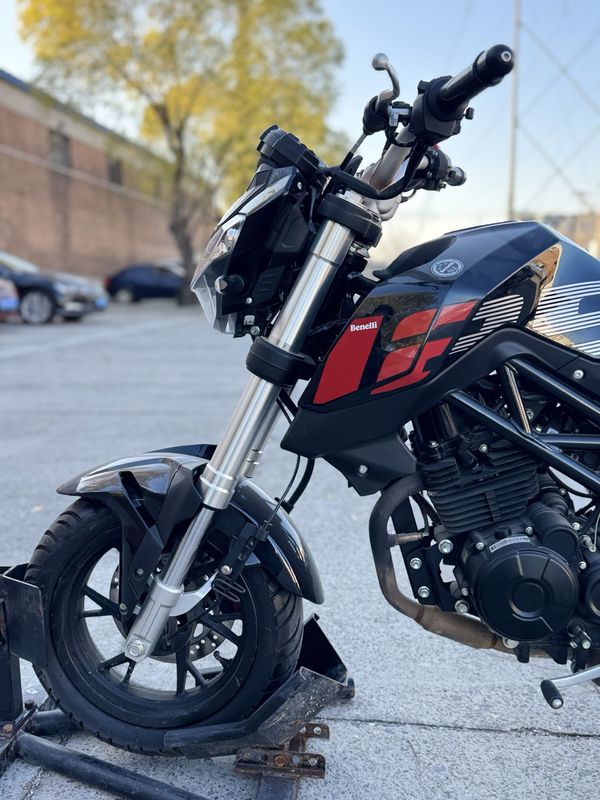 二手贝纳利小暴龙TNT125