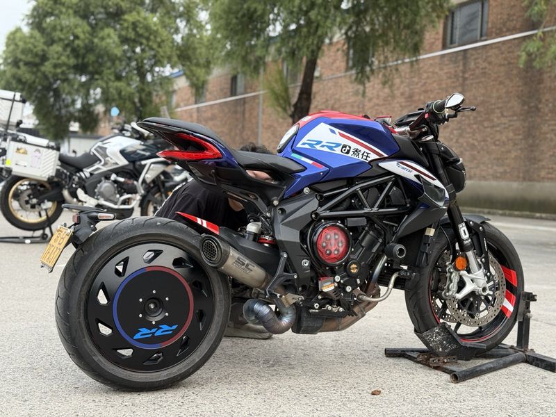 二手奥古斯塔Dragster 800