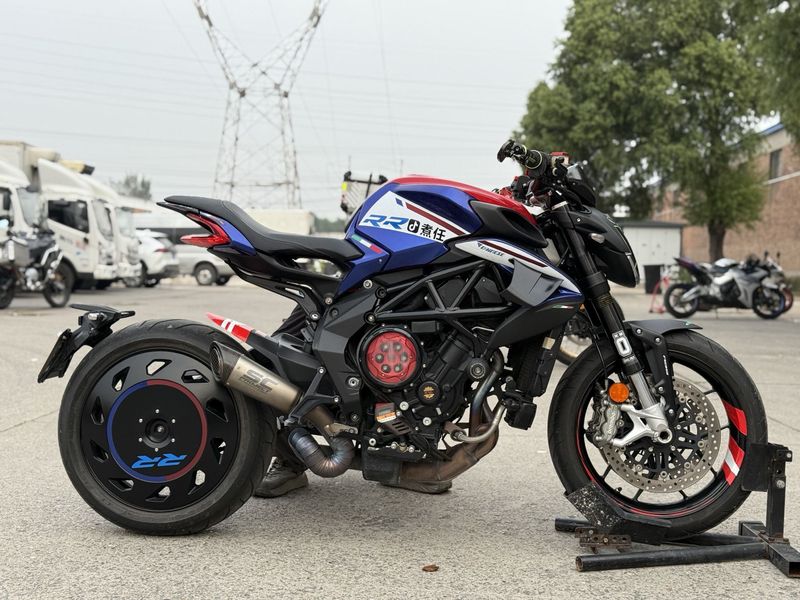 二手奥古斯塔Dragster 800