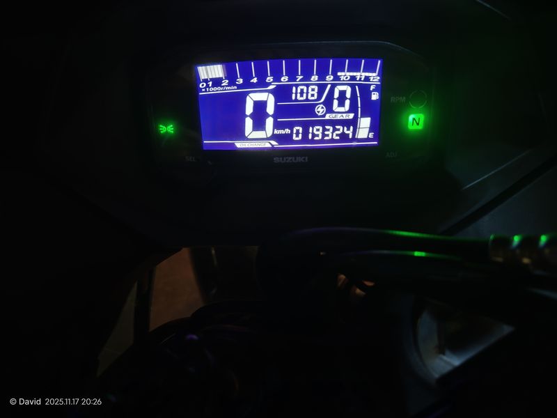 二手济南铃木极客飒 Gixxer 155