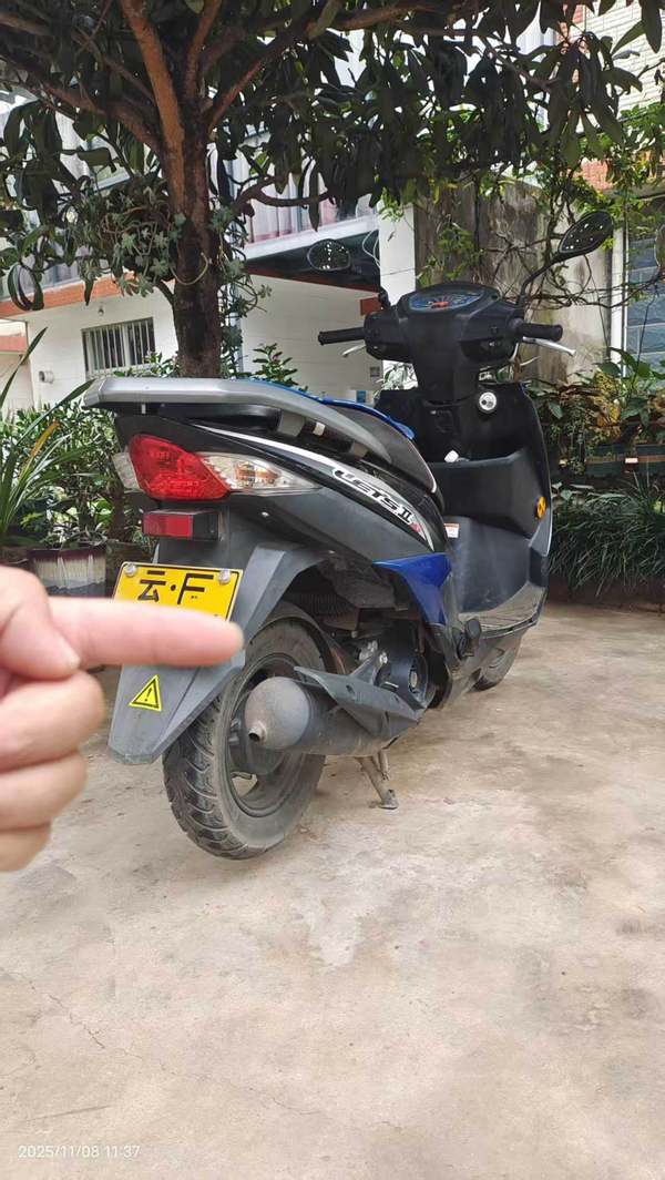 二手济南铃木丽至UZ110