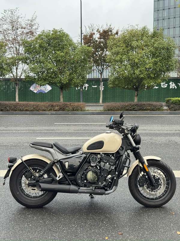 二手长江Bobbie ll 700i