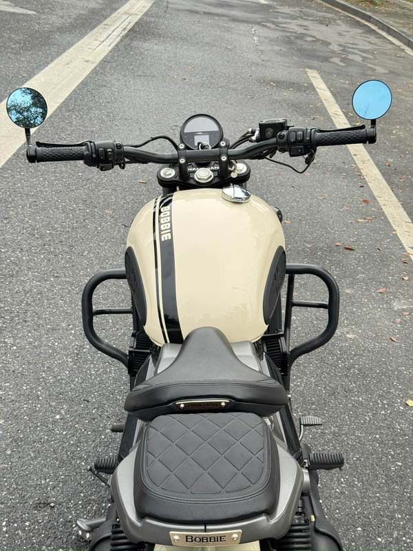 二手长江Bobbie ll 700i