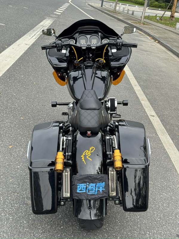 二手哈雷戴维森公路滑翔 Road Glide