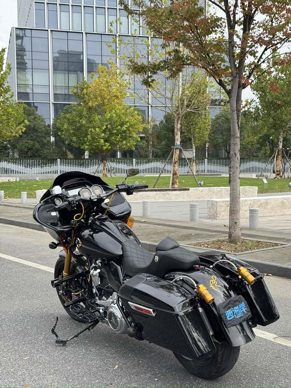 二手哈雷戴维森公路滑翔 Road Glide