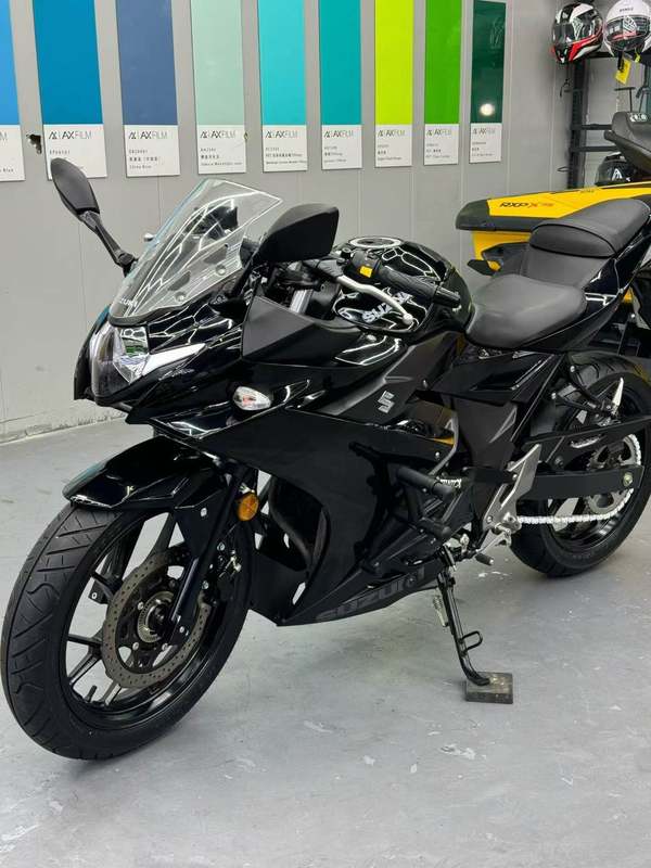 二手豪爵铃木GSX250R