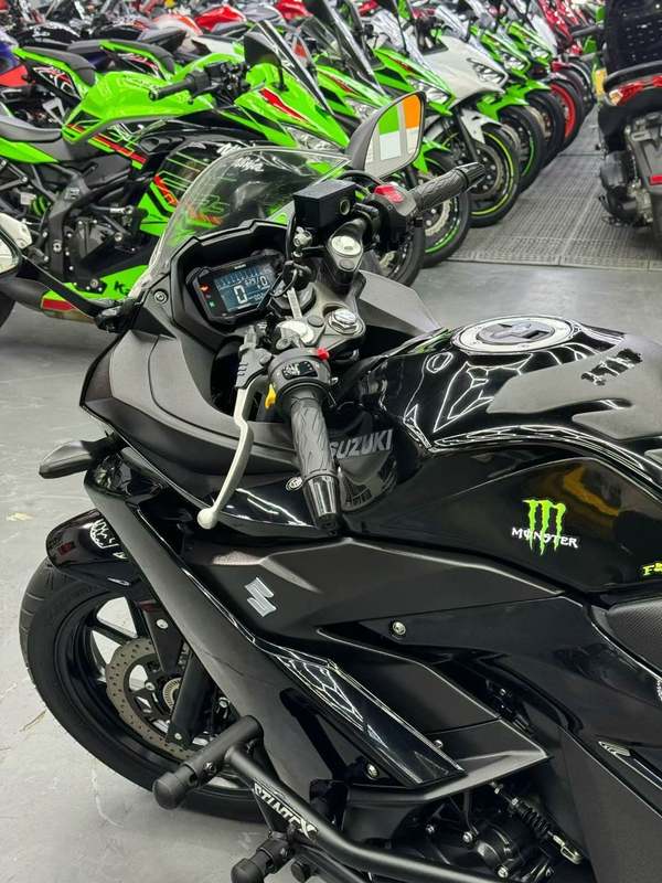 二手豪爵铃木GSX250R