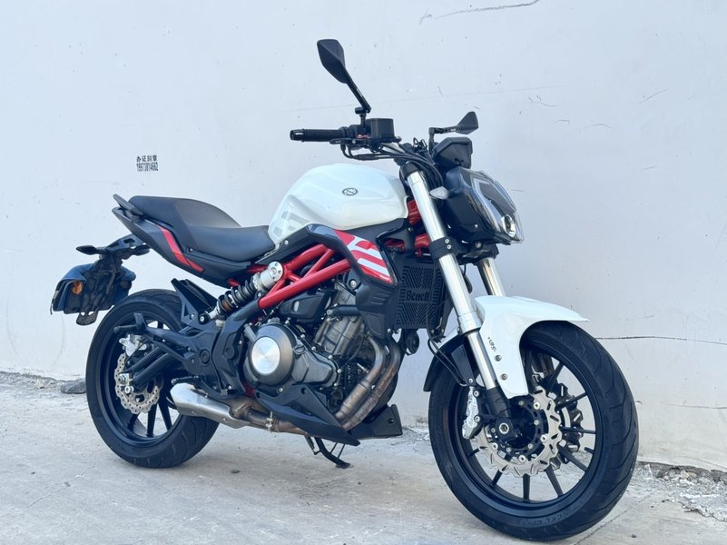 二手贝纳利蓝宝龙 BN302S