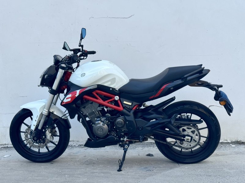 二手贝纳利蓝宝龙 BN302S