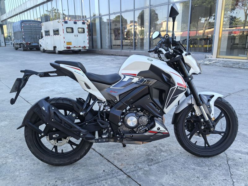 二手贝纳利小迅龙 BN150S